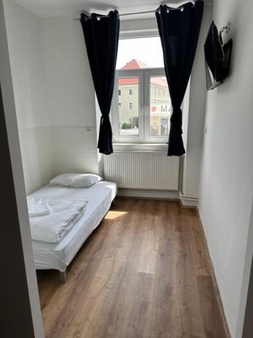 Gostilna In Apartmaji Zlati Lev - Maribor Eksteriør bilde